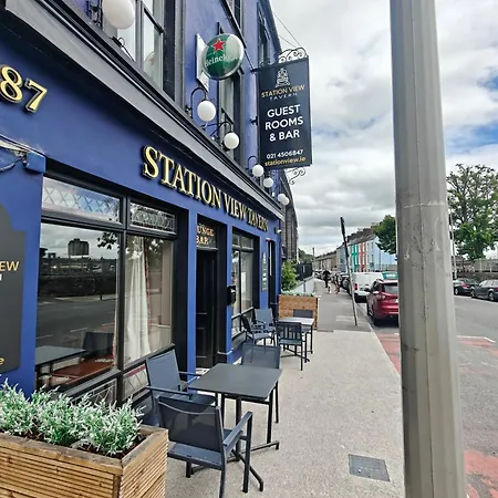 Station View Tavern