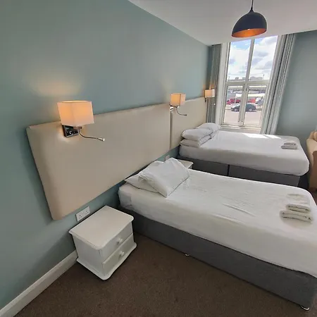 Hotel Station View Tavern