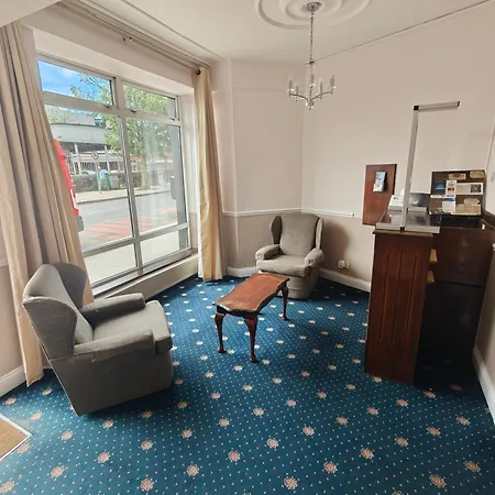 Station View Tavern * كورك