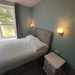 Hotel Station View Tavern *
